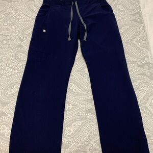 FIGS Kade Cargo Scrub Pants Navy - M